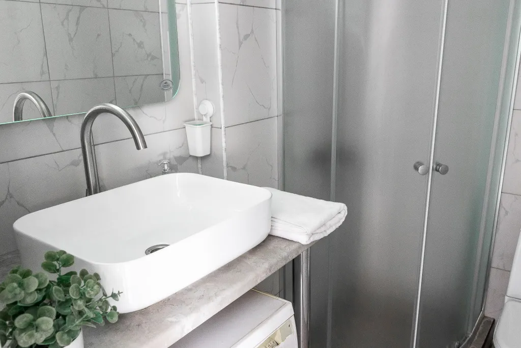 Стильная квартира студия с дизайнерским ремонтом