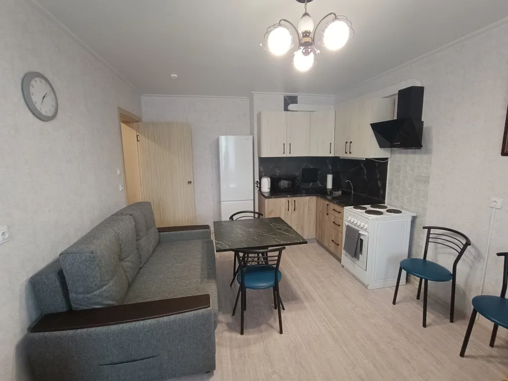 Уютная новая студия с видом на море