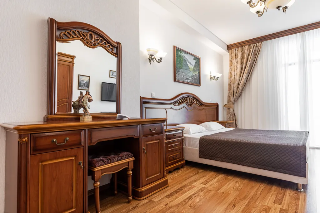 Дизайнерские апартаменты с кухней