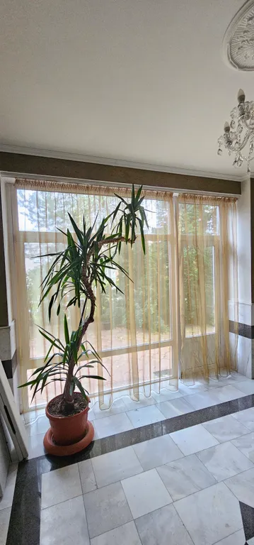 Большой дом в тихом КП