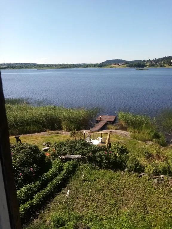 Домик с отдельным входом и красивым видом из окна со всеми удобствами