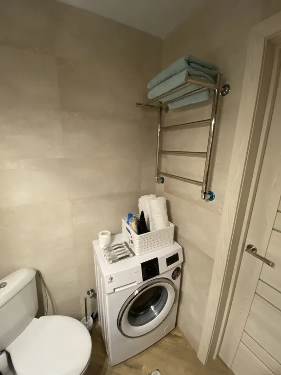 Двухуровневые апартаменты у озера и моря