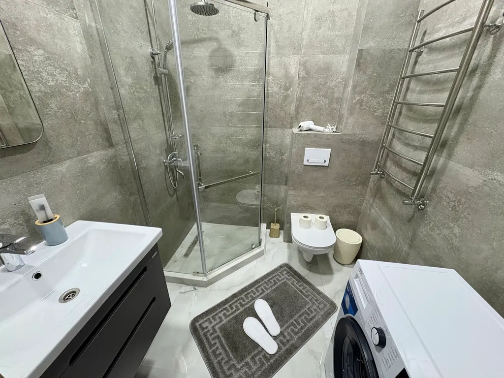 Новая комфортная квартира в центре города