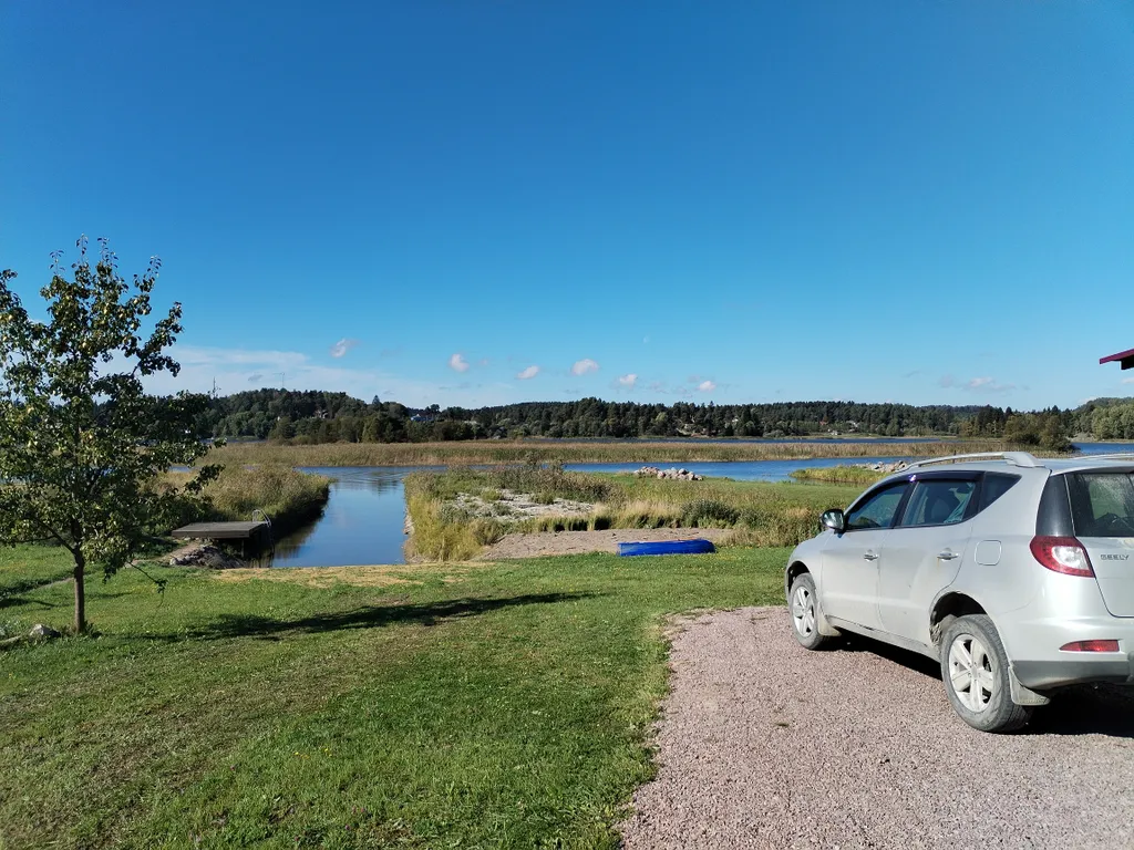 Уютный домик на берегу Ладожского озера с сауной и баней