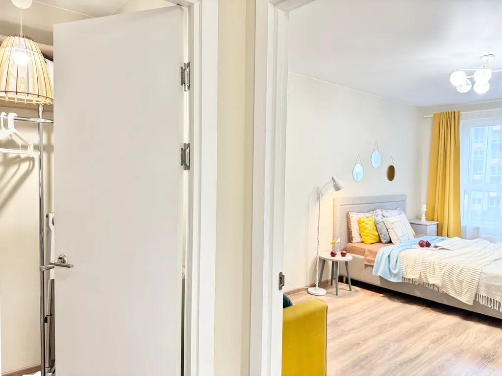 Светлая квартира с балконом