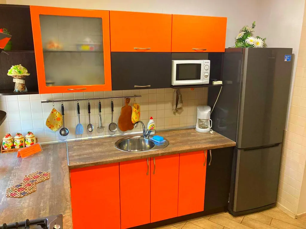 Двухкомнатная просторная квартира у моря в центре Бердянска