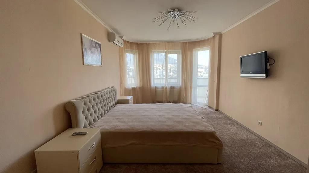 Шикарная видовая квартира в центре