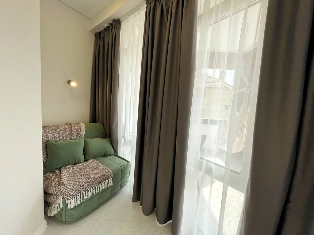 Апартаменты с большим балконом в 3 минутах от моря