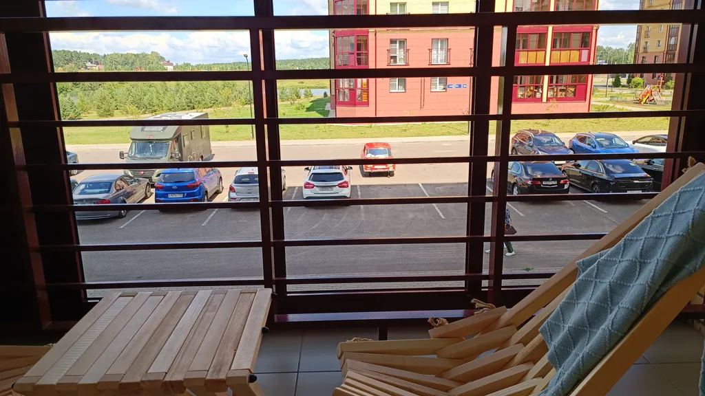 Евротрешка Pink с видом на воду и выходом на пляж