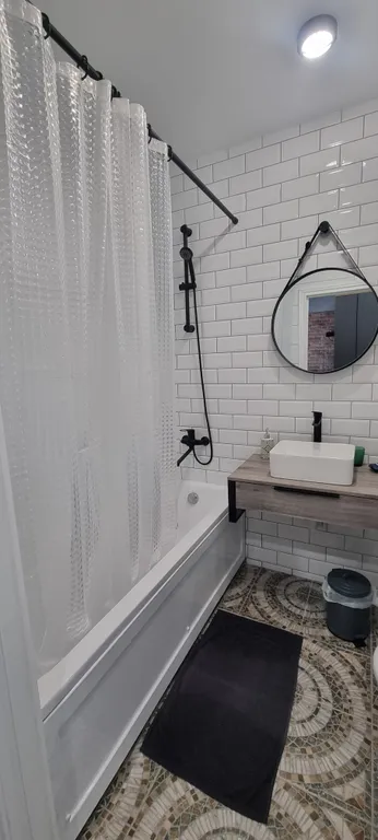 Уютная квартира вокруг всё есть