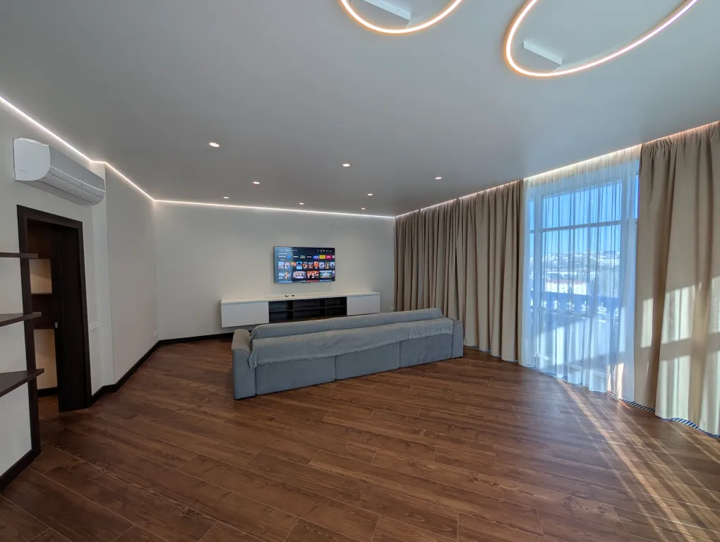 Новый апартамент 129м2 с лучшим видом на центр Севастополя