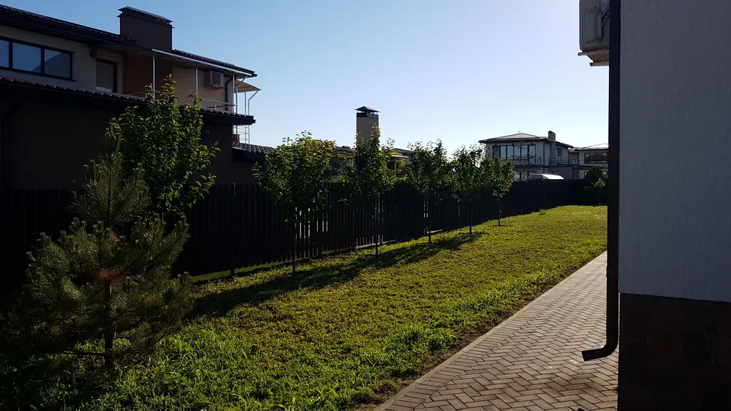 Вилла на 3 линии от моря