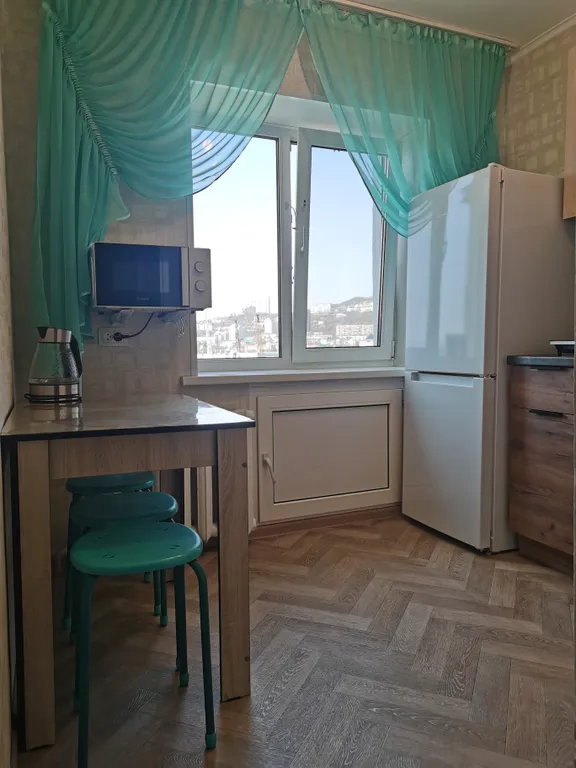 Квартира Квартира Look на залив и Золотой мост, между двух ТЦ, до центра и моря 10 минут — Владивосток