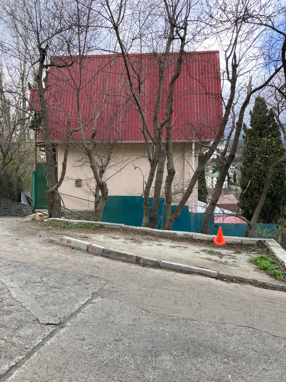 Двухкомнатная квартира с видом на горы