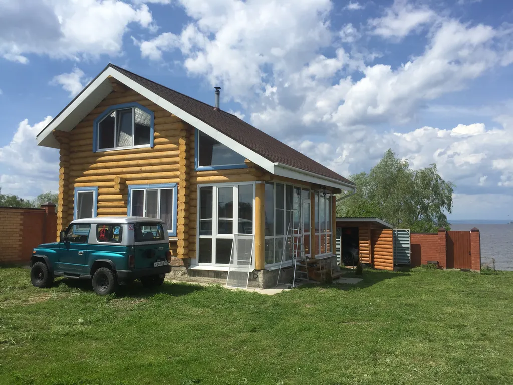 Дом на берегу Волги