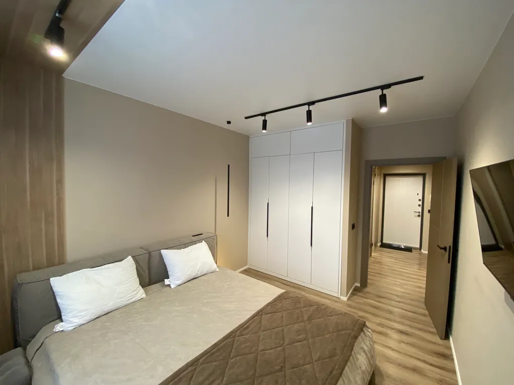 Современная 2-х комнатная квартира возле Планеты