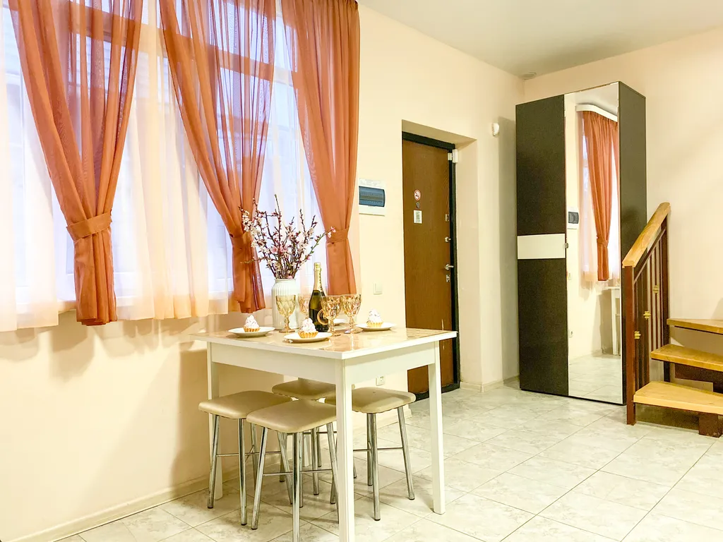 Квартира 2-комнатная Квартира — Севастополь