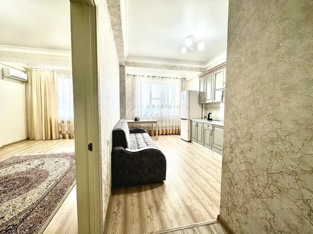 Чистая однокомнатная квартира в очень хорошем районе — аренда посуточно в Каспийск