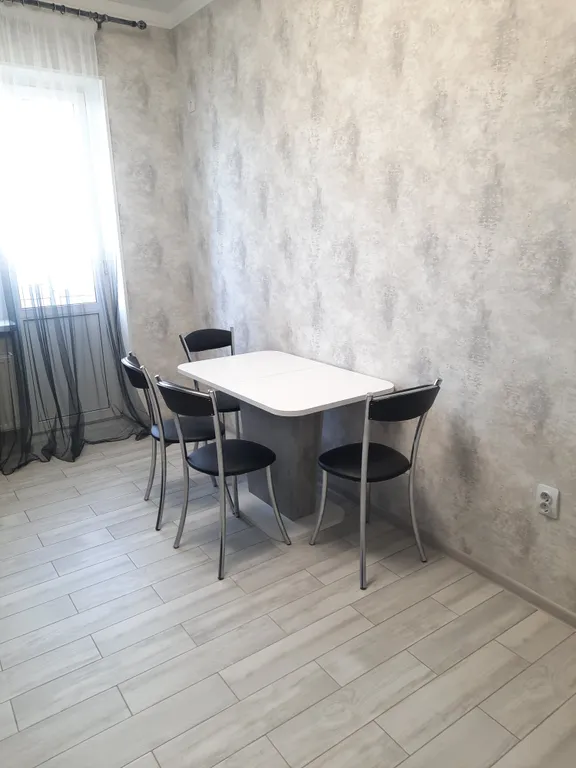 Большая 2-комнатная квартира в новом доме