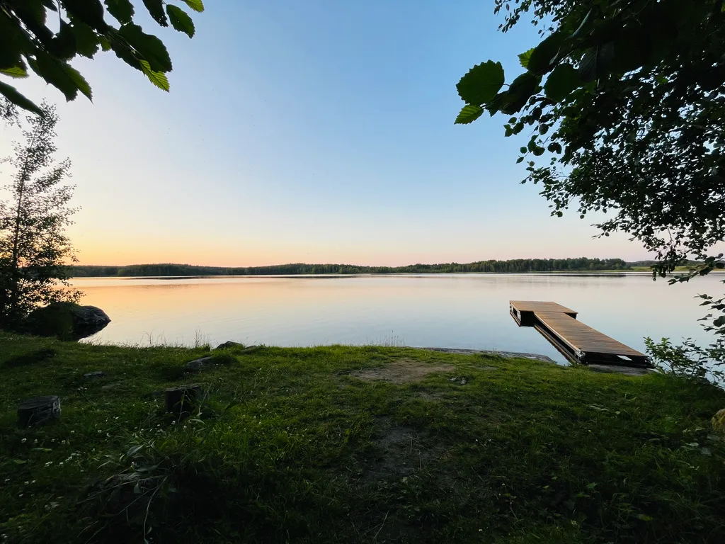 Коттедж Дом на берегу озера в Карелии — Куокканиэми