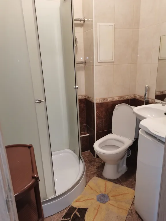 Небольшая, уютная студия в спальном районе