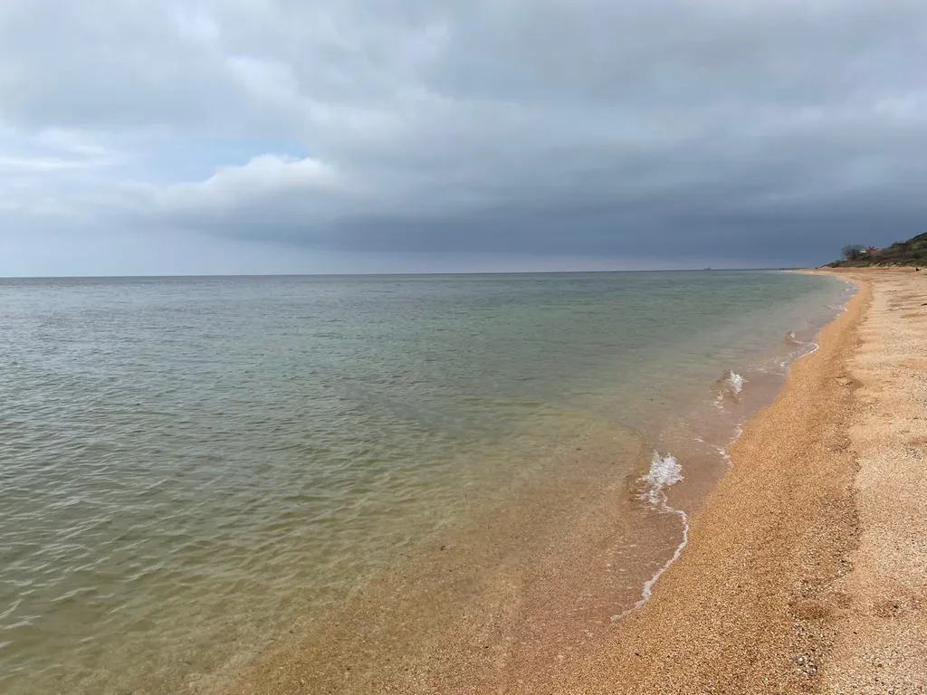 Двухэтажный дом на берегу Азовского моря