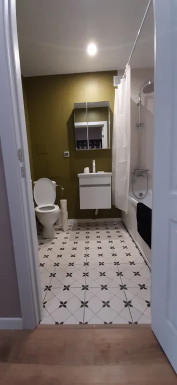 Свежесть, комфорт и тепло вашего временного дома!