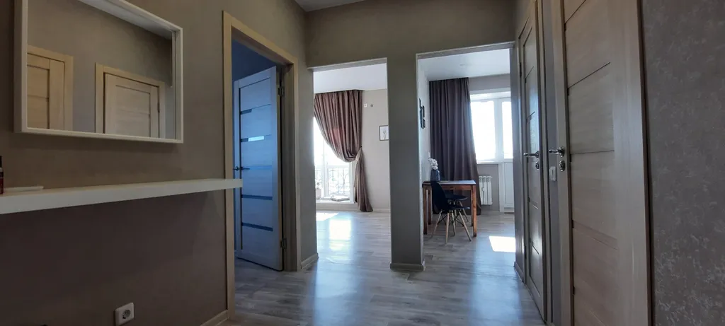 Солнечные апартаменты с видом на город