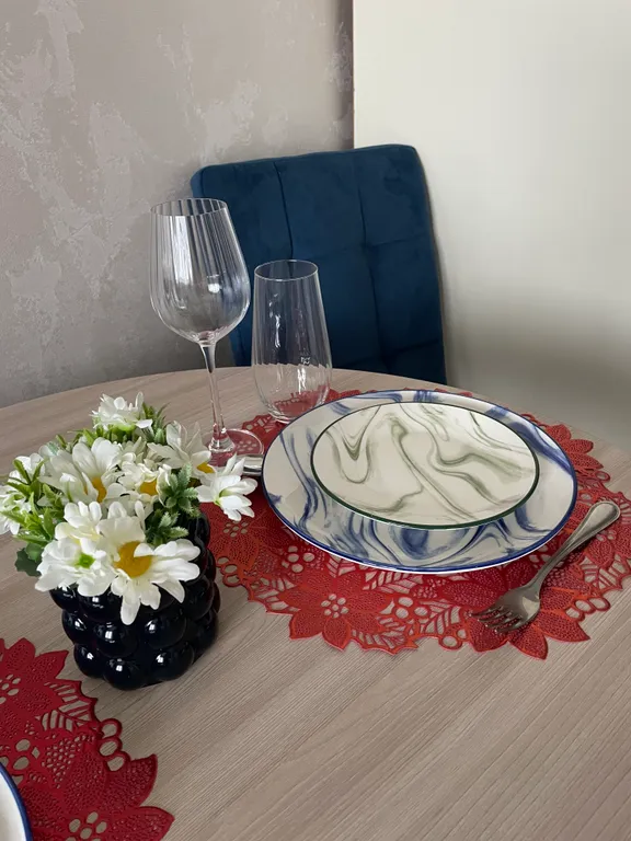 Квартира-студия с новым ремонтом и мебелью в самом удобном районе