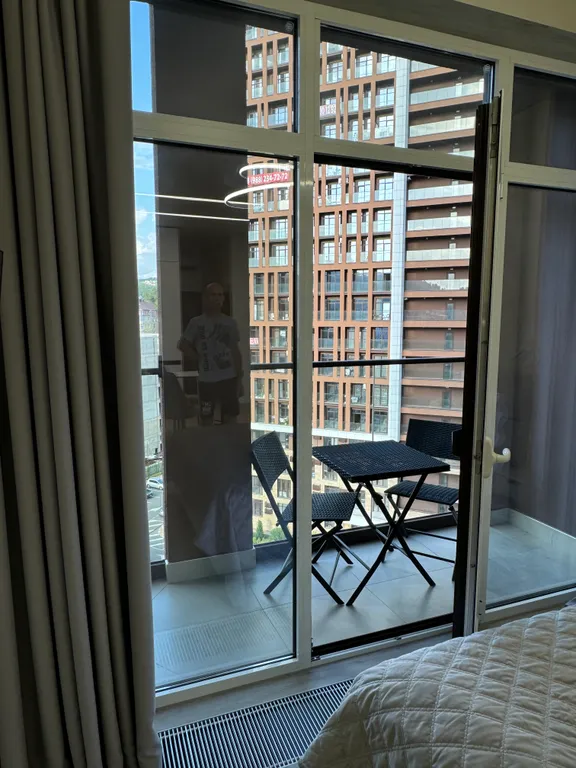 Уютная студия с видом на горы