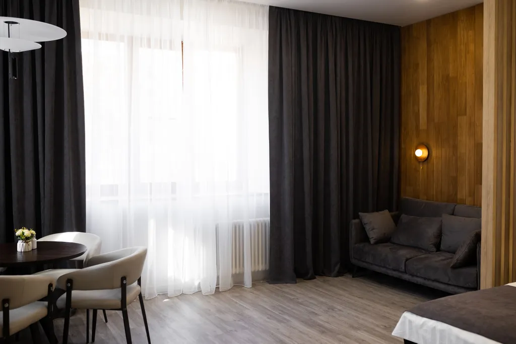 Апартаменты студия в центре города !