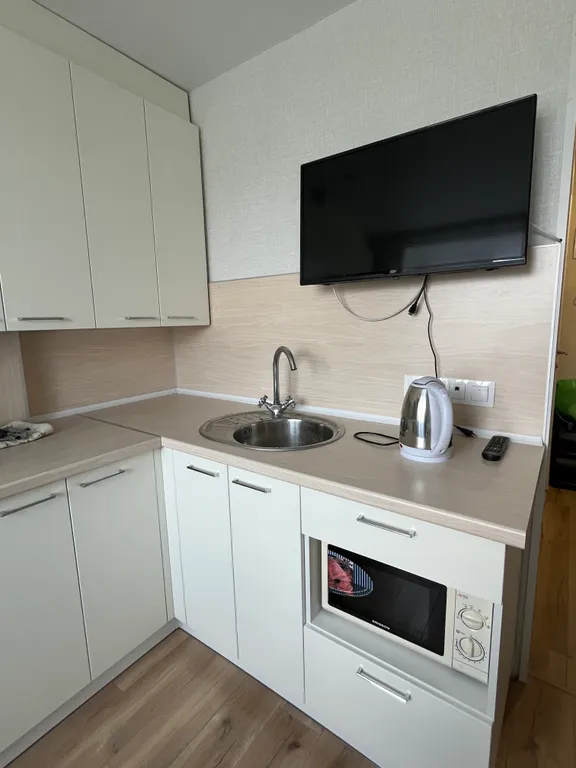 Однокомнатная квартира в тихом посёлке в 30 км от областной столицы