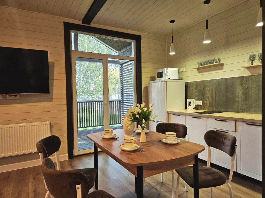 Уютный домик с большой террасой