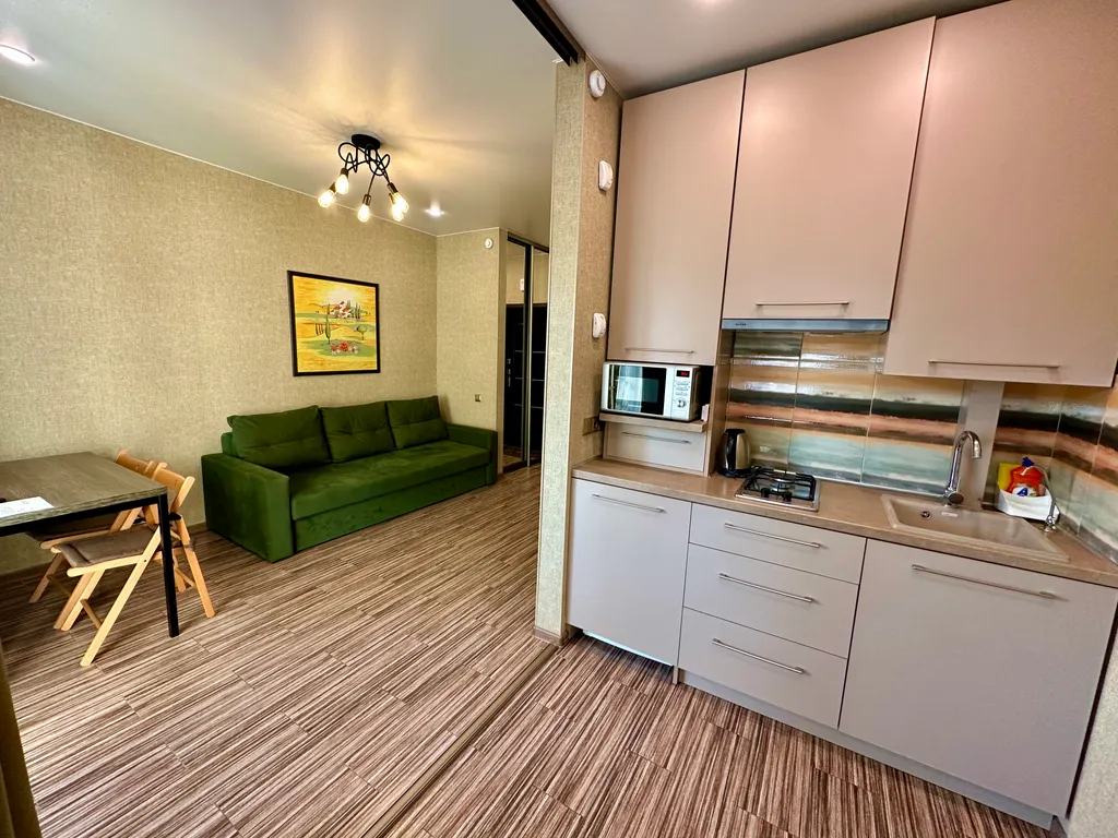 Уютная студия в сосновом лесу