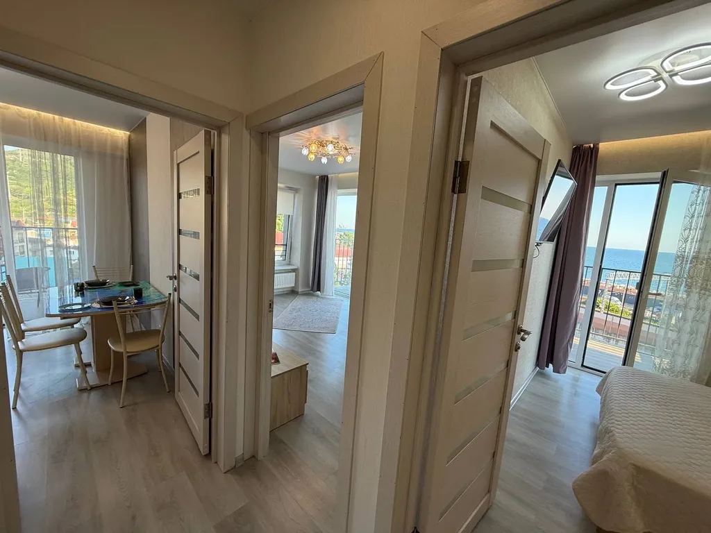 Двухкомнатная квартира в 2 минутах самого лучшего пляжа в Дагомысе