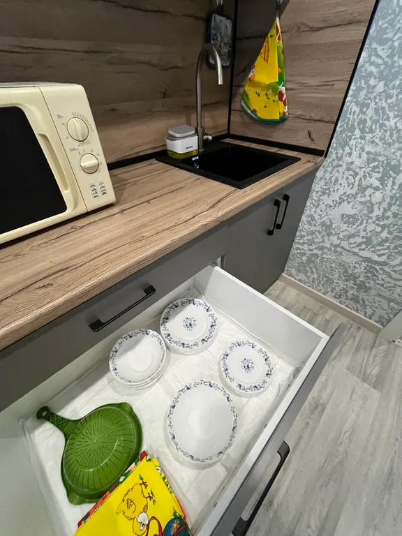 Новая, уютная двухкомнатная квартира недалеко от монастыря