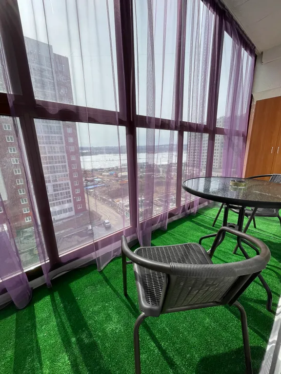 Светлая квартира с видом на Ангару