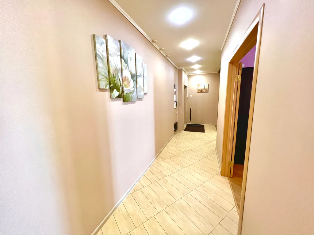 Уютная просторная двушка с видом на реку Волгу