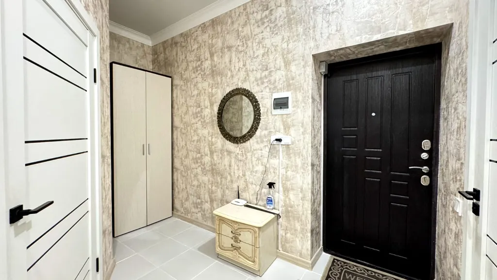 Новостройка на Солнечной.
Горная. Микрорайон 7