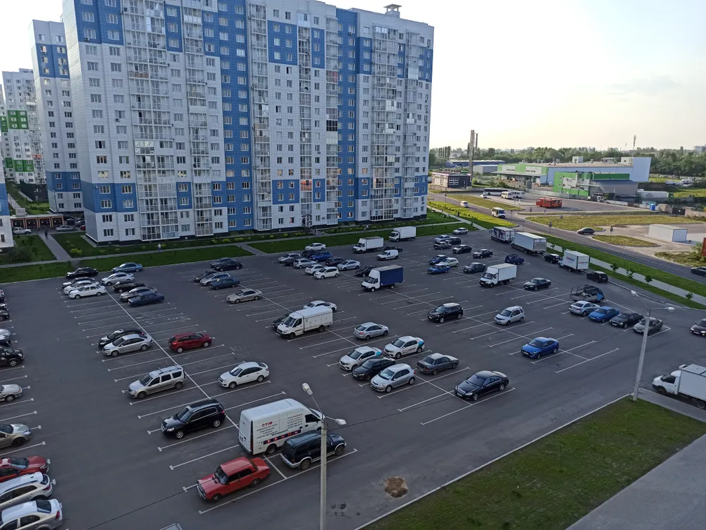 В ЖК Озерки, в 5 минутах от трассы М4