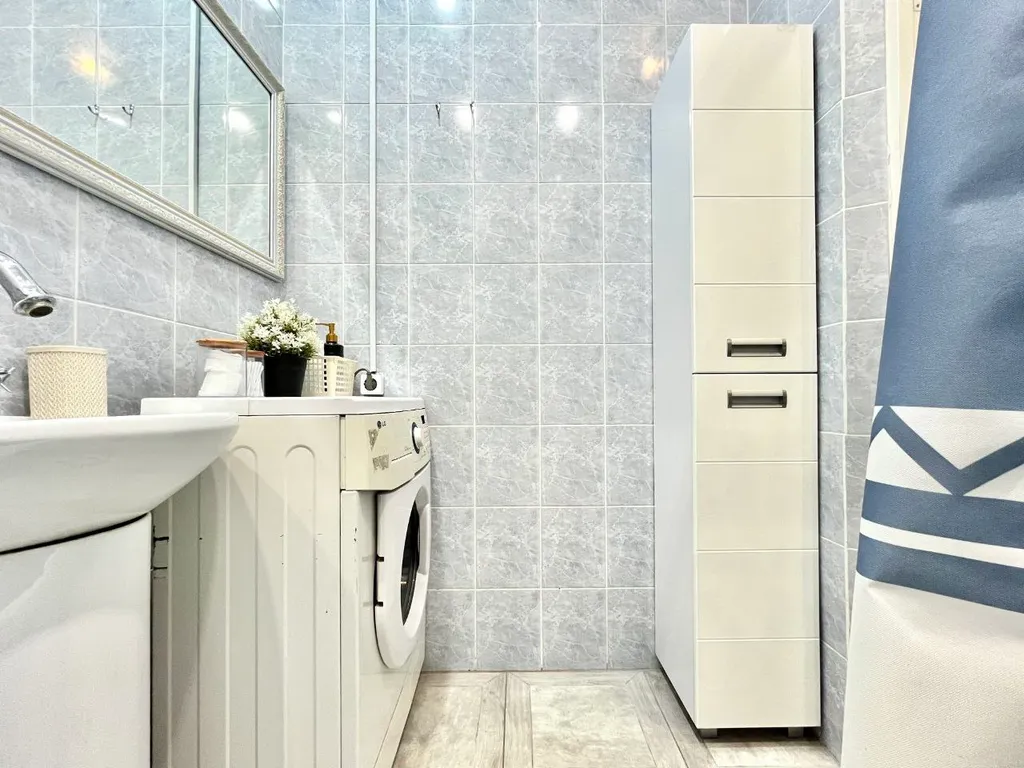 Уютная квартира рядом с ДС Молот