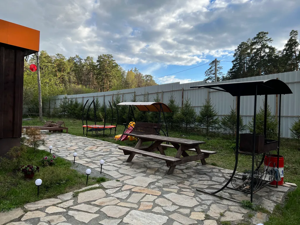 Дом на  берегу озера Тургояк