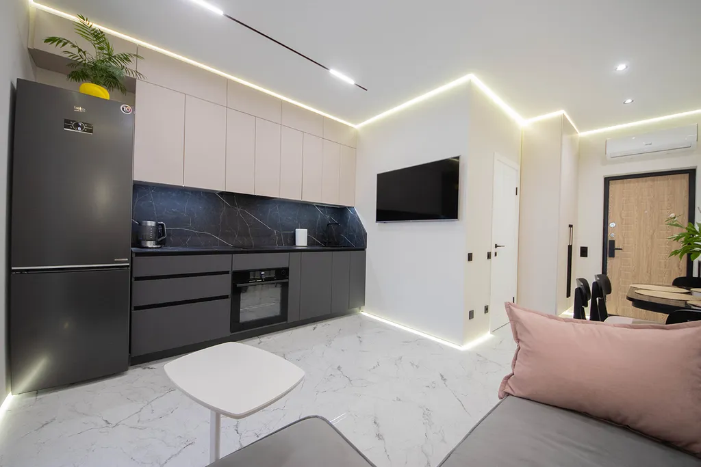 Дизайнерская квартира на берегу моря