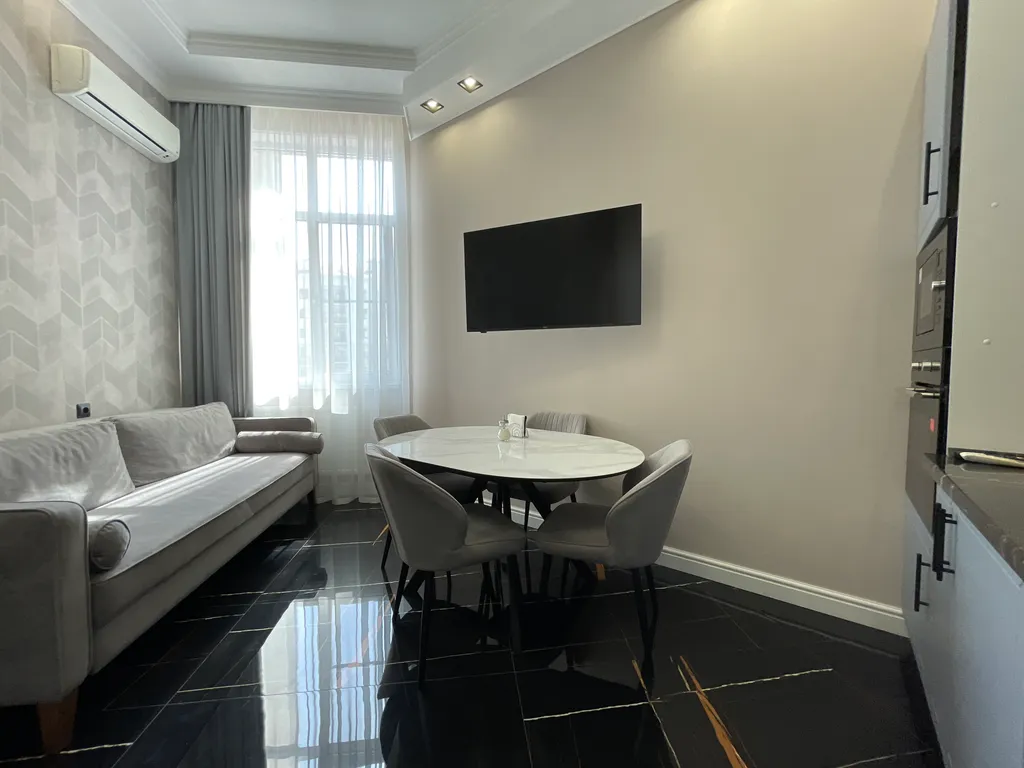 Новые апартаменты 1 береговая ЖК Изумрудный Город