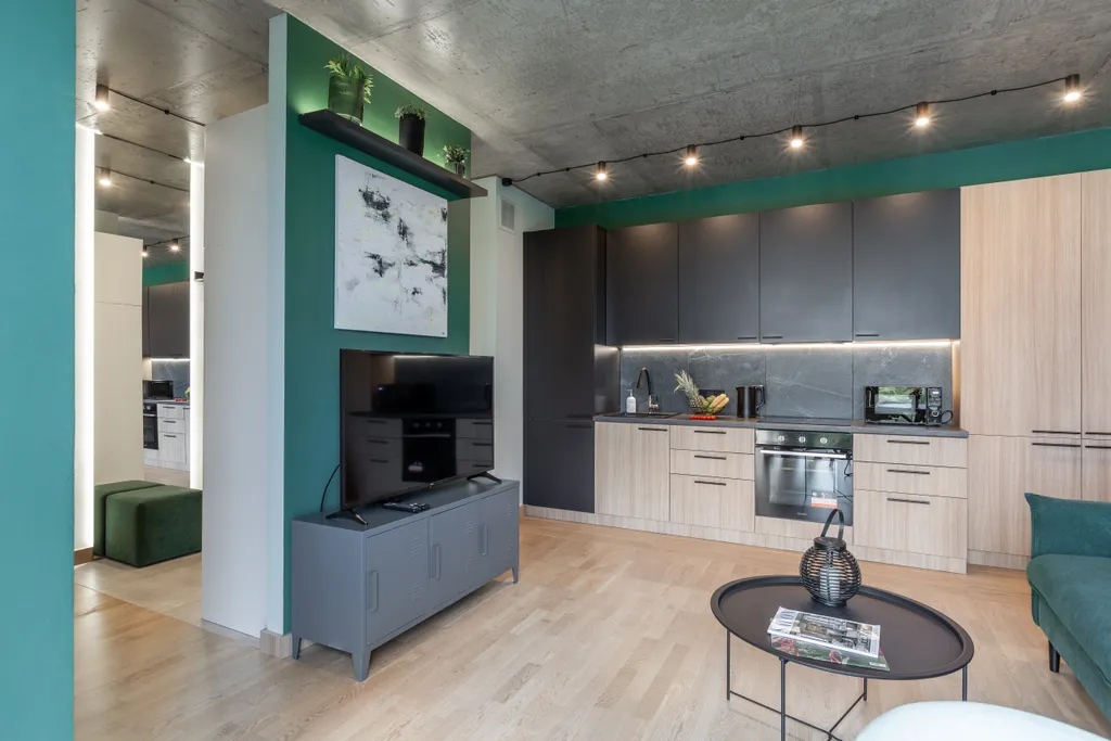 Дизайнерские апартаменты с видом на парк Челюскинцев