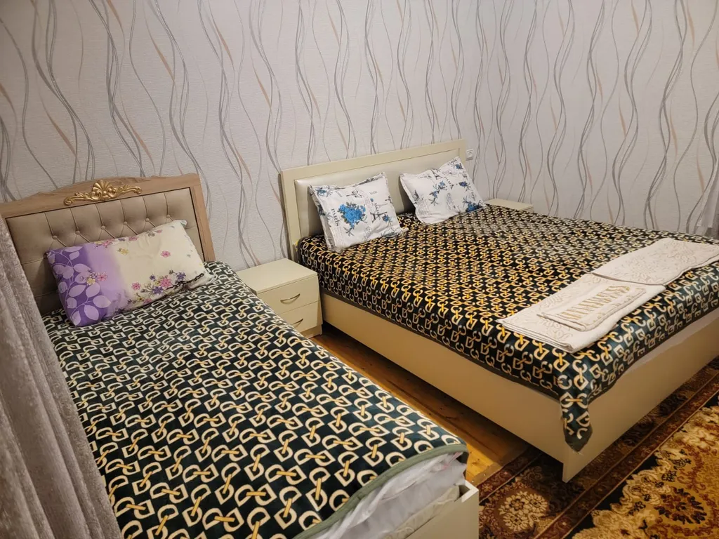 Вилла с садом и видом на горы