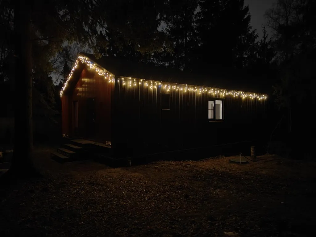 Домик для отдыха в лесу