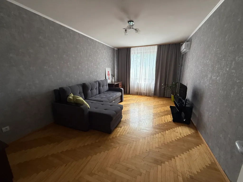 Просторная уютная трёхкомнатная квартира