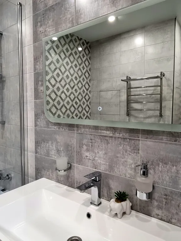 Уютная евродвушка в новом доме с видом на Лавру