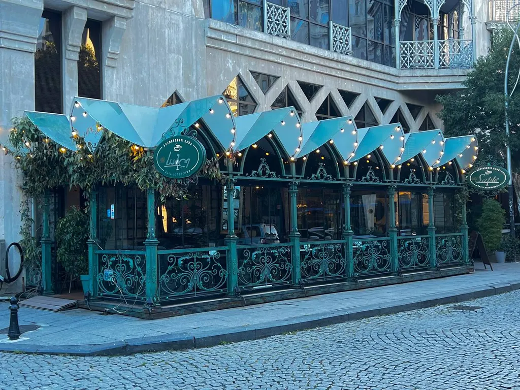 Шикарные апартаменты на берегу моря, Porta Batumi Tower